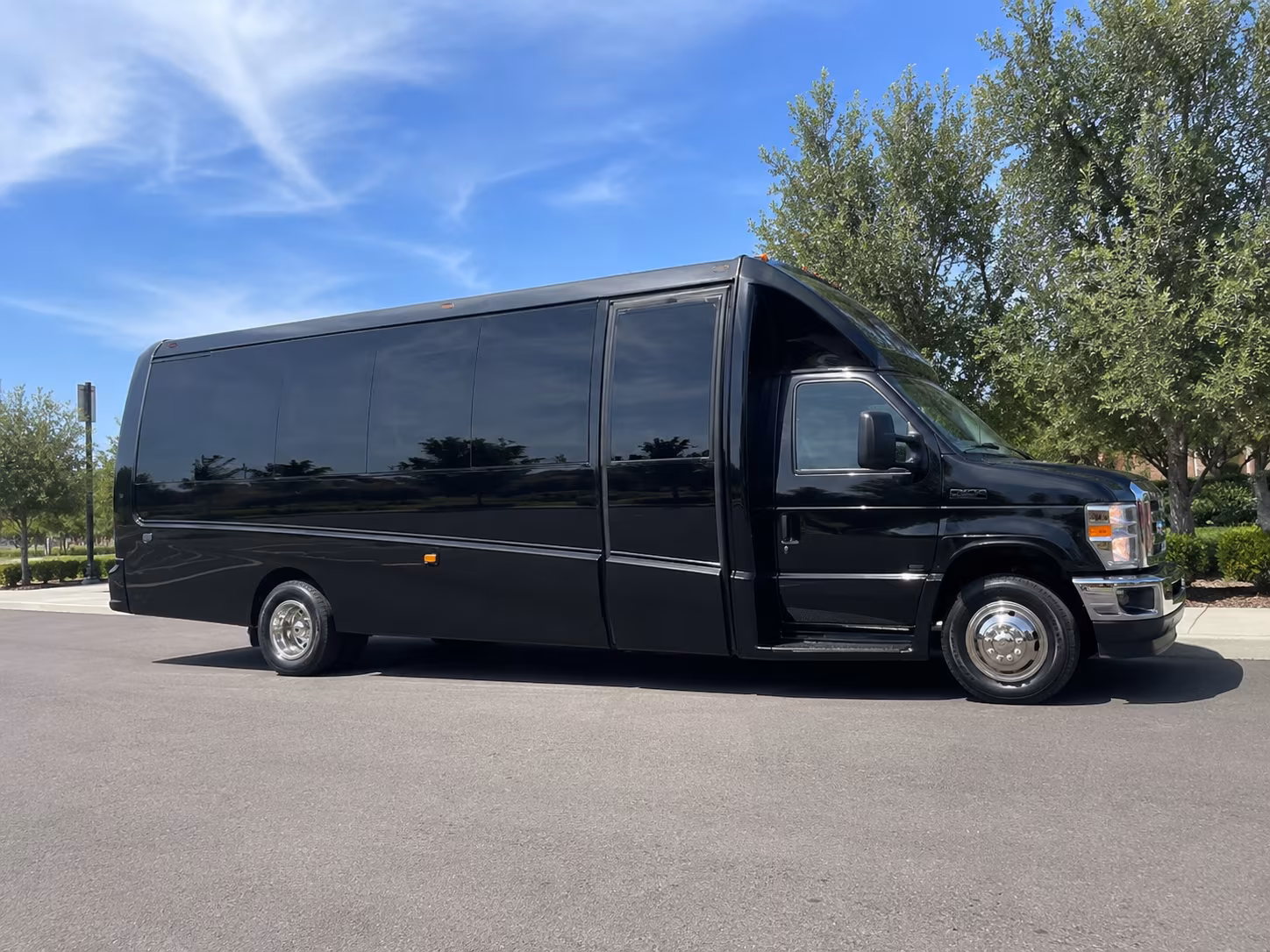 columbia bus rentals