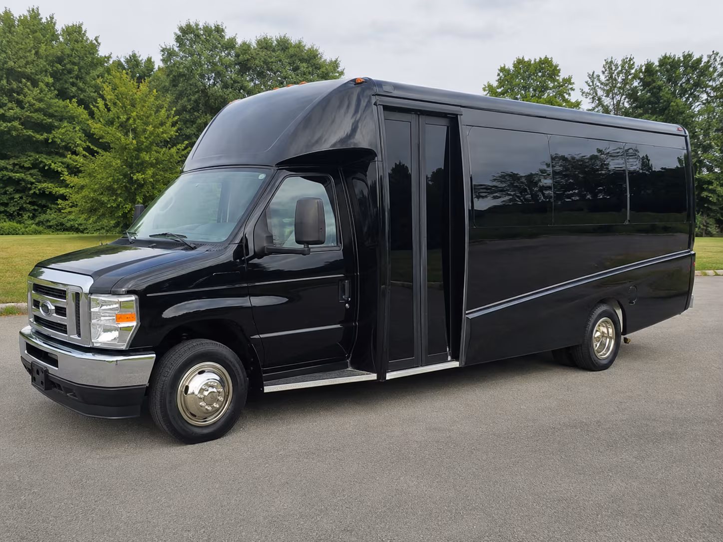 gastonia get your employees to work on time with a gastonia charter bus